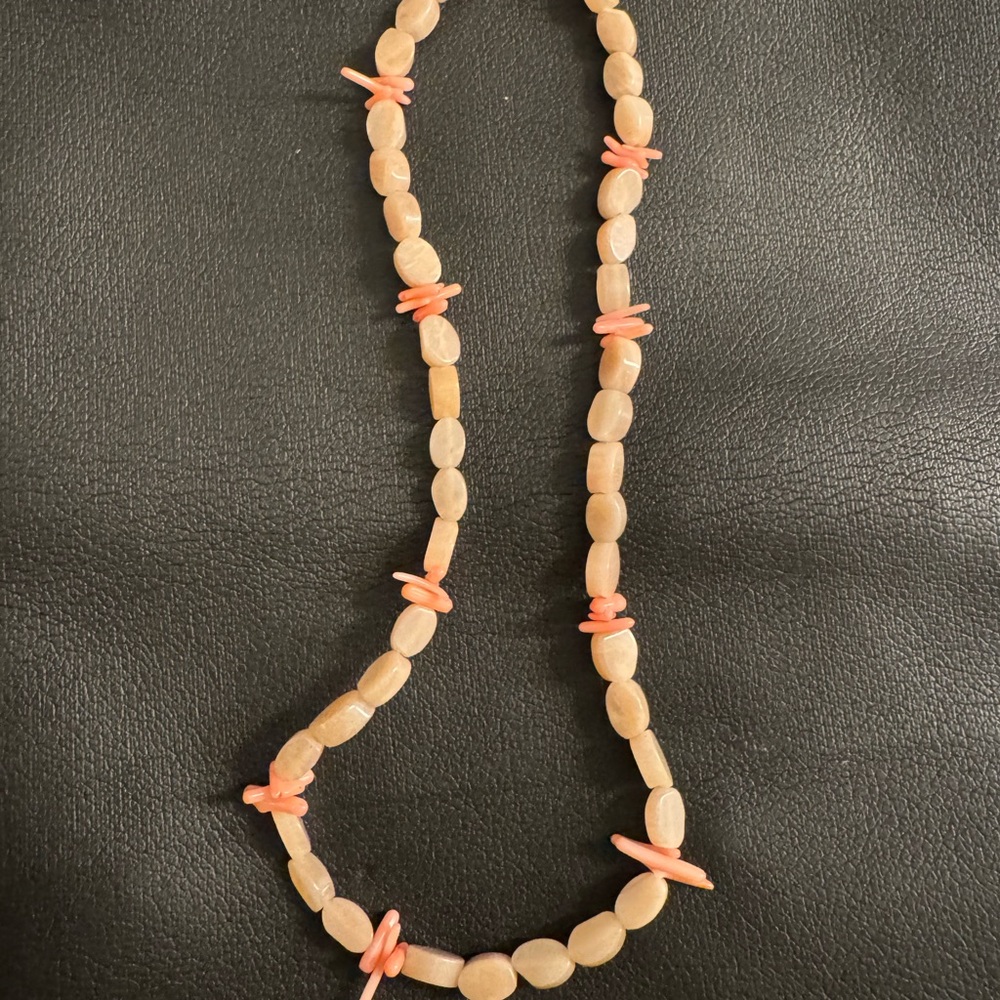 Elegant Tan and Pink Beaded stone Necklace